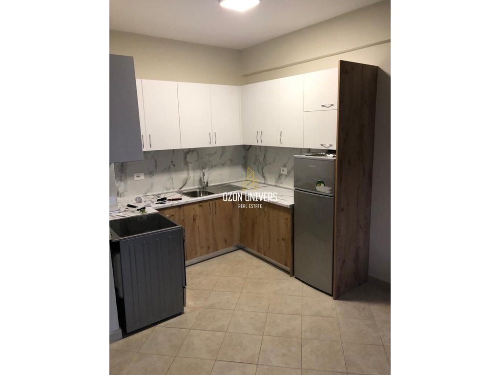 Apartament 1+1 për qira në Vasil Shanto, pranë Kesh-it, 550€! 4