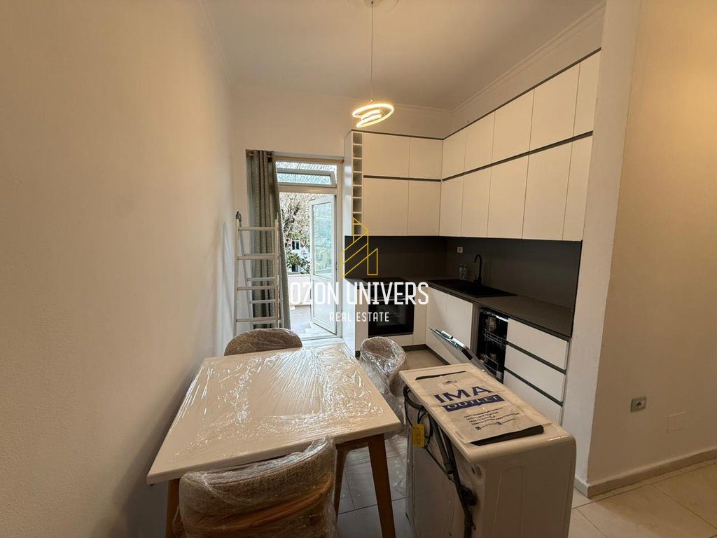 Apartament 1+1 për qira, tek Stadiumi Dinamo!