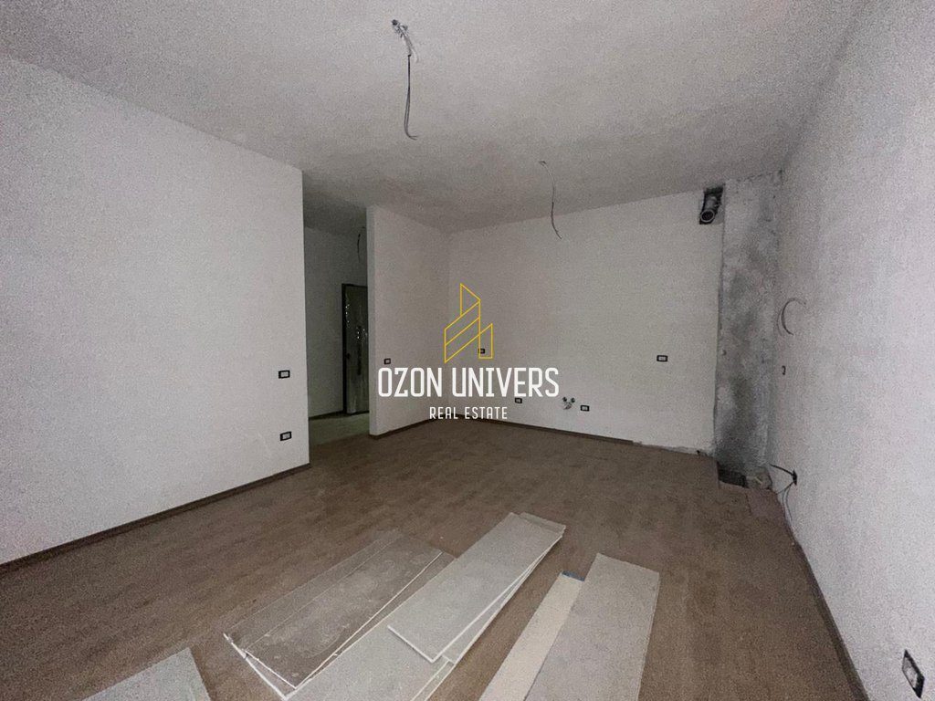 Apartament 2+1+2 për shitje, Sauk i Vjetër! 2
