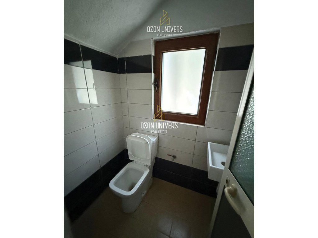 Objekt Biznesi Hotelerie &amp; Truall në shitje - Bulqizë, Dibër