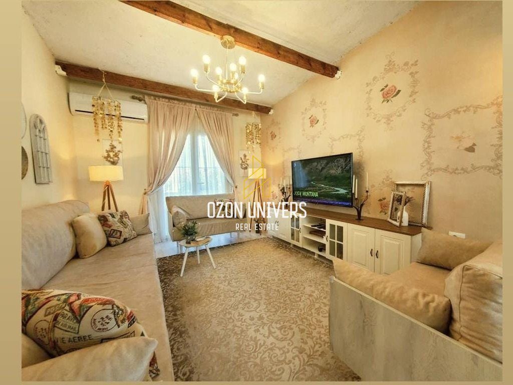SHITET APARTAMENT 2+1+2 tek Siri Kodra