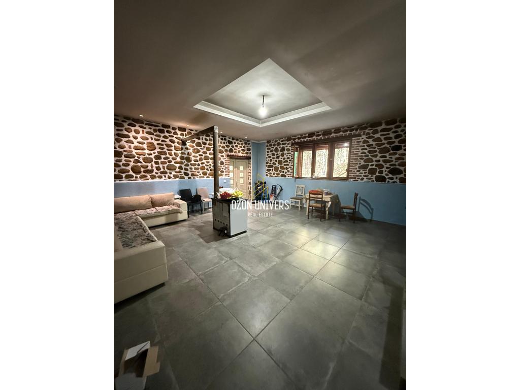 Objekt Biznesi Hotelerie &amp; Truall në shitje - Bulqizë, Dibër