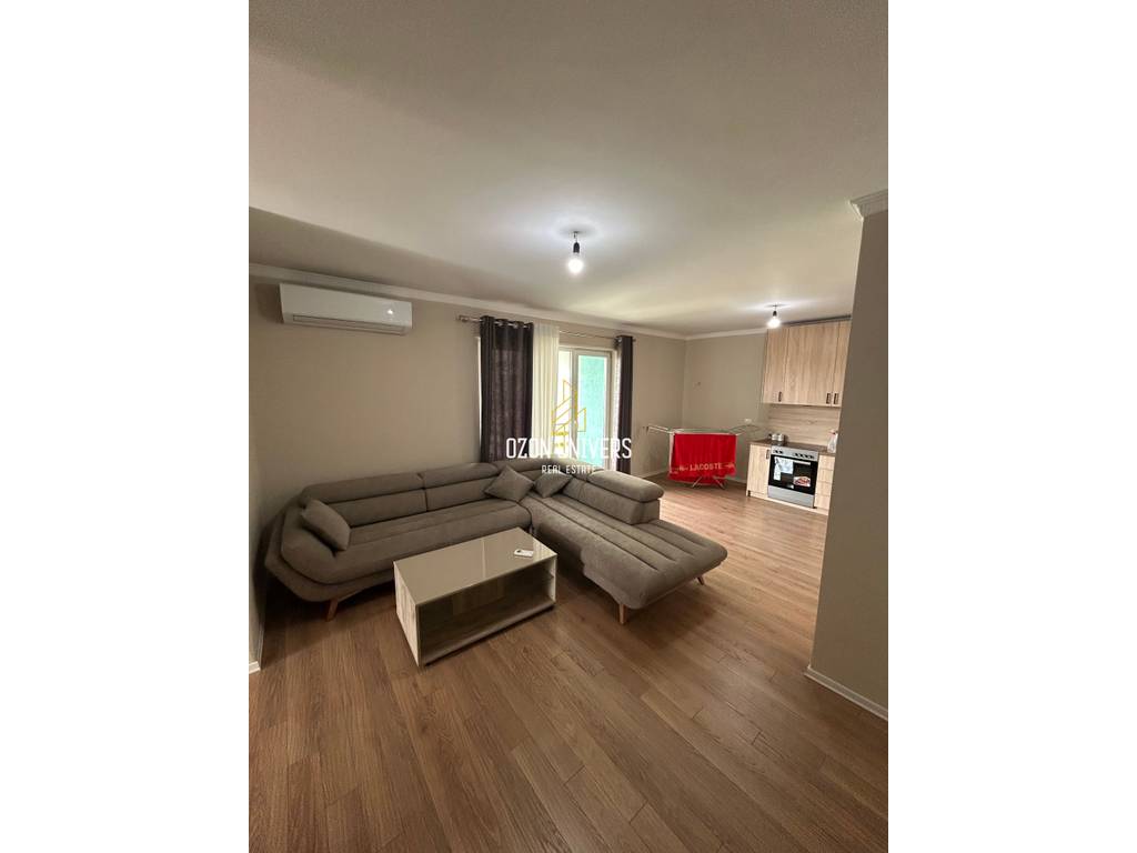 Apartament 2+1+2 për qira, tek Rruga Peti, Liqeni i Thatë!!