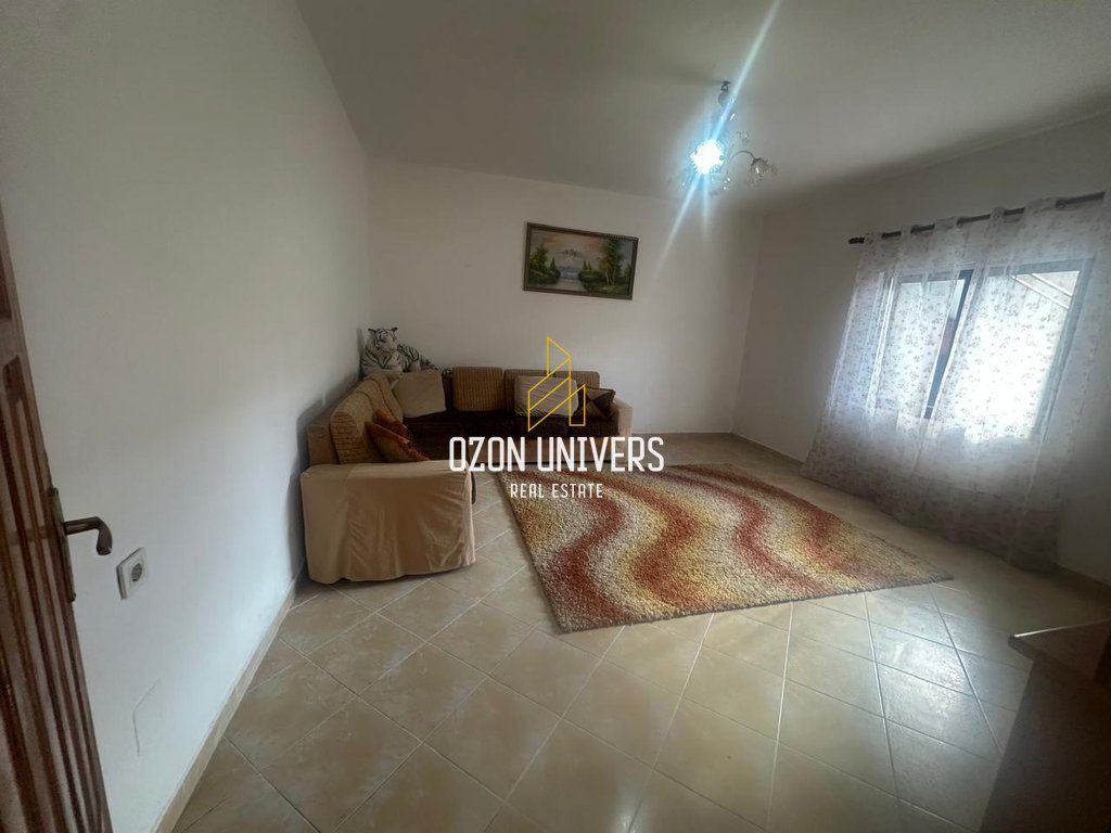 Apartament 2+1 për qira , në Allias, Rruga Njazi Meka 2
