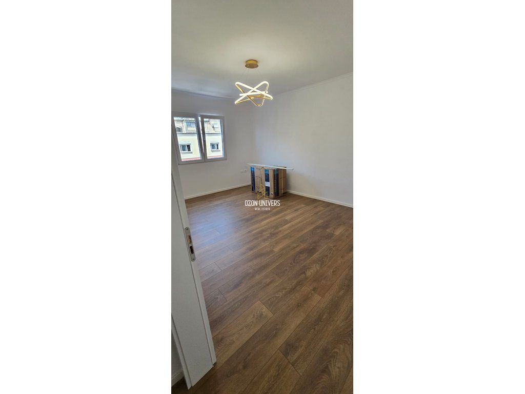 Apartament 1+1 për shitje, Rruga e Kavajës, mbrapa Globe!