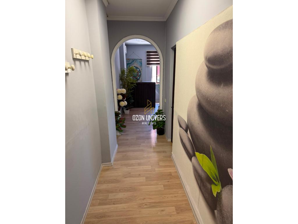 Apartament me qira për biznes, në Bllok! 2