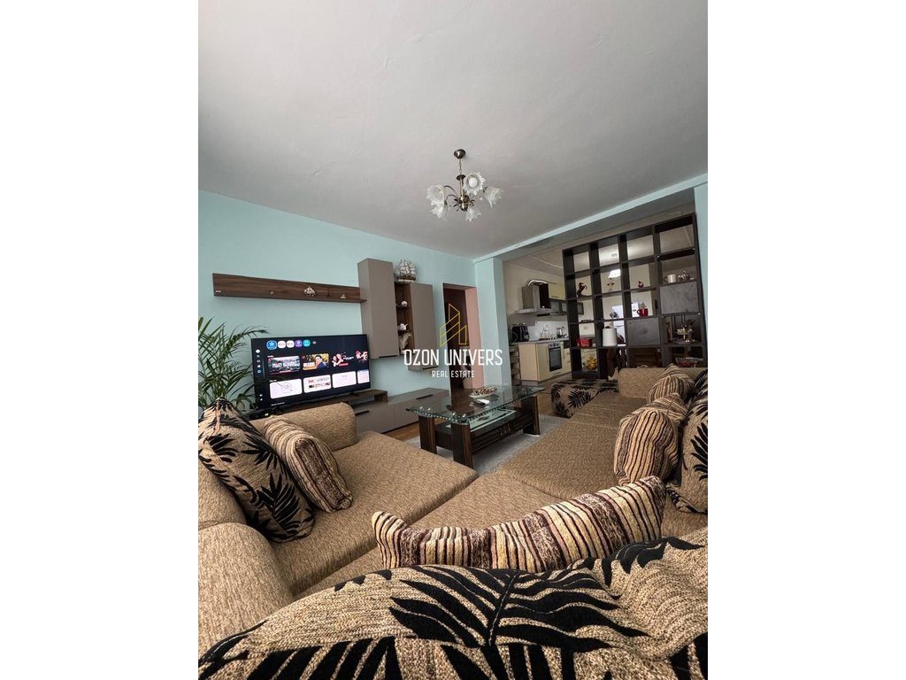 Apartament 1+1 për Qira, tek Stadiumi Dinamo! 2