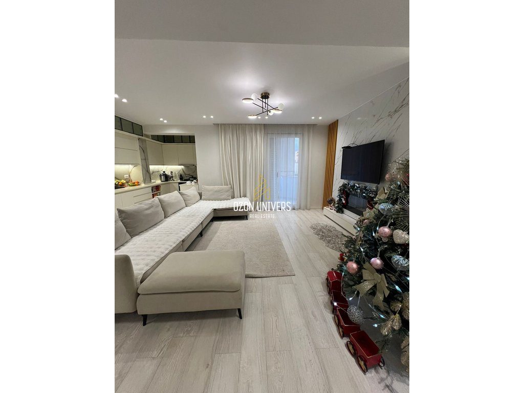 Apartament 2+1+2 në shitje, tek Stadiumi Dinamo! 2