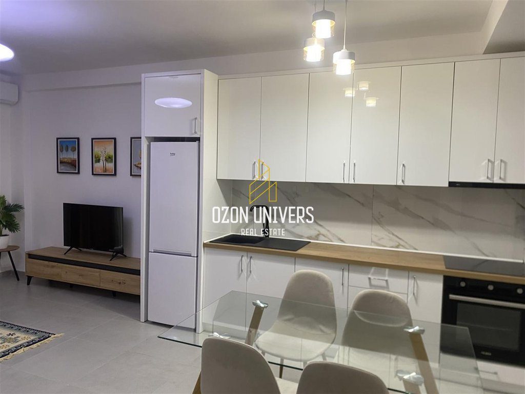 Apartament 1+1+parking për qira, në Rrugën e Durrësit 2