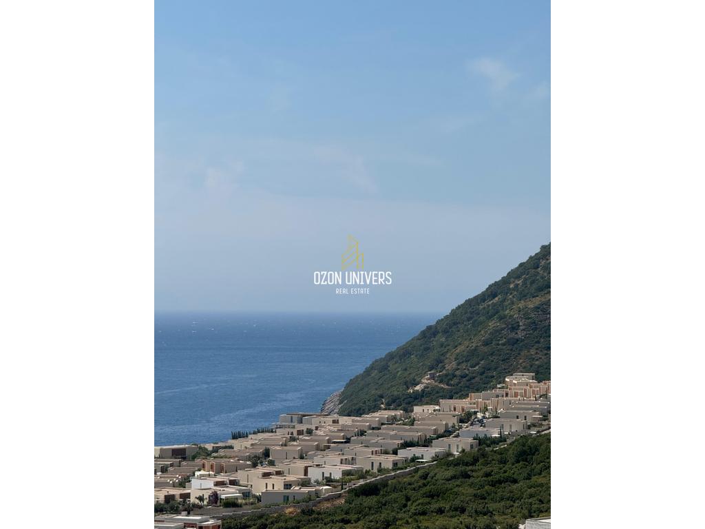 Vilë me pamje nga deti, për shitje në Green Coast 2, Palasë!