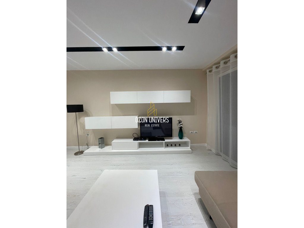 Apartament 3+1 me 2 garazhe për qira, tek Rezidenca Nova, Kodra e Diellit! 3