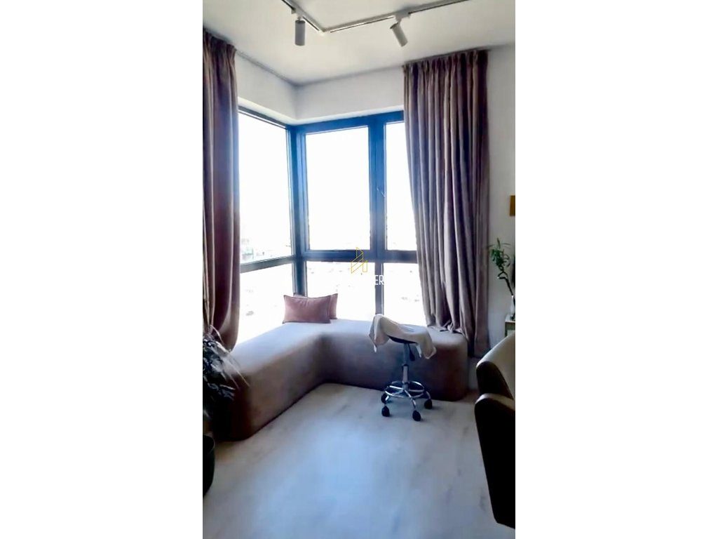 Apartament me qira 2+1, për banim ose biznes, në Astir 4