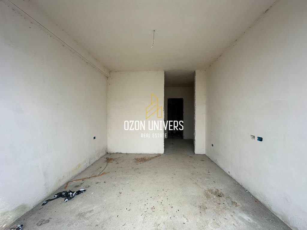 OKAZION! Apartament 3+1+Verandë për shitje tek Lakeside Residence, Liqeni i Farkës! 4