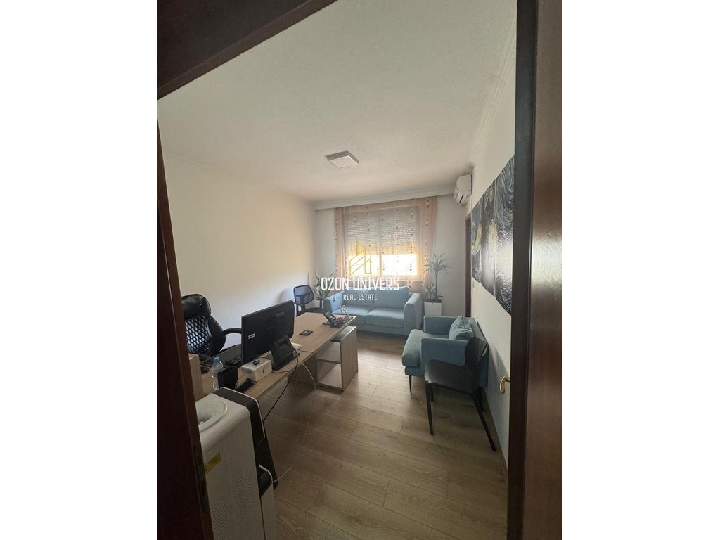 Apartament 2+1+2 me qira për biznes tek Ish Ekspozita ! 4