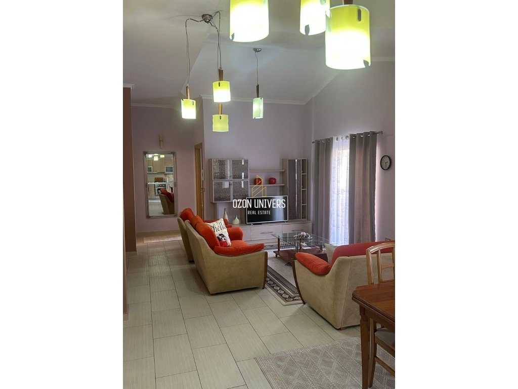 Apartament 3+1+parkim për qira tek Komuna e Parisit! 2