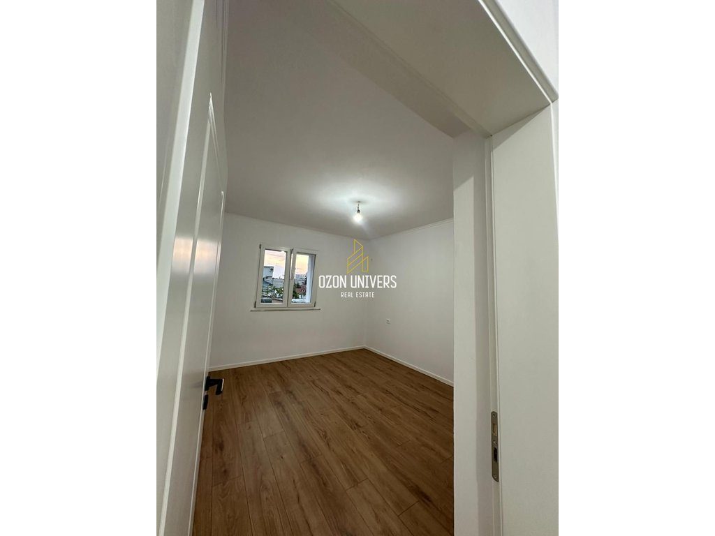 Apartament 1+1 për shitje tek Bulevardi Zogu i Parë! 2