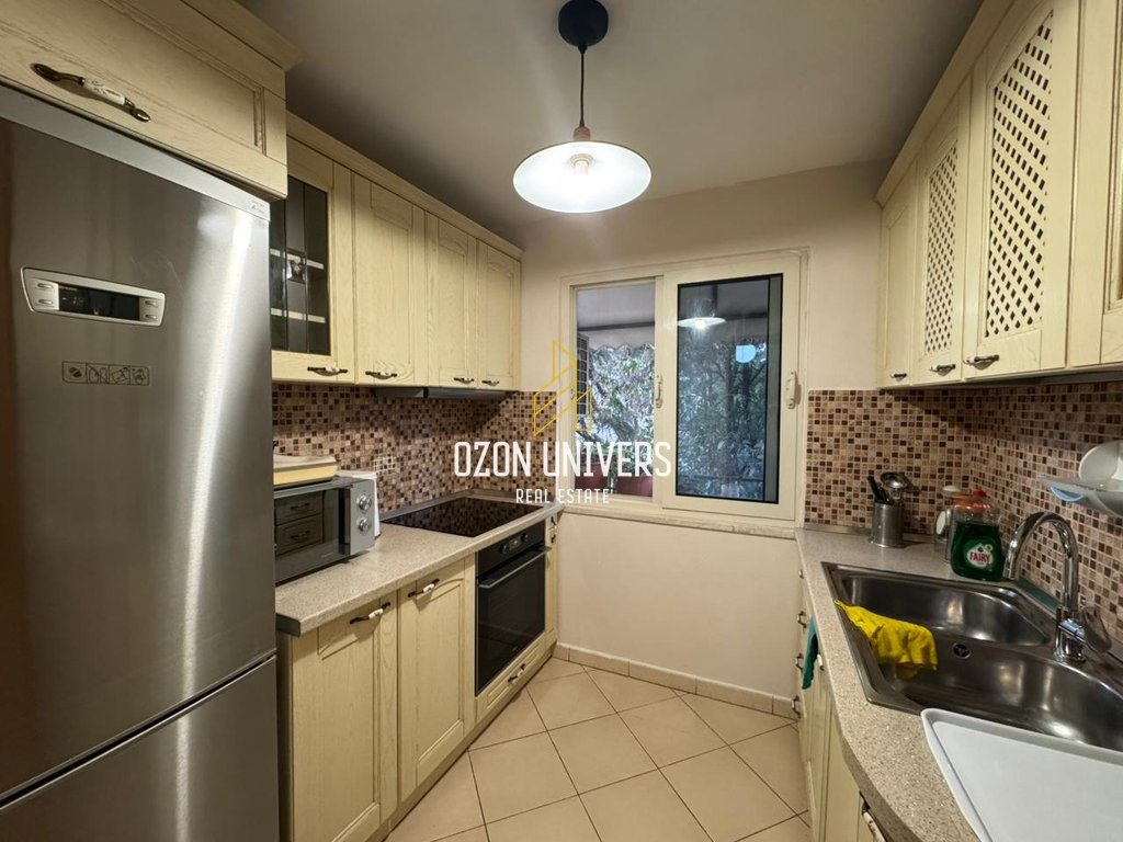Apartament 2+1 për qira pranë Ambasadës Franceze, Rruga e Durrësit! 4