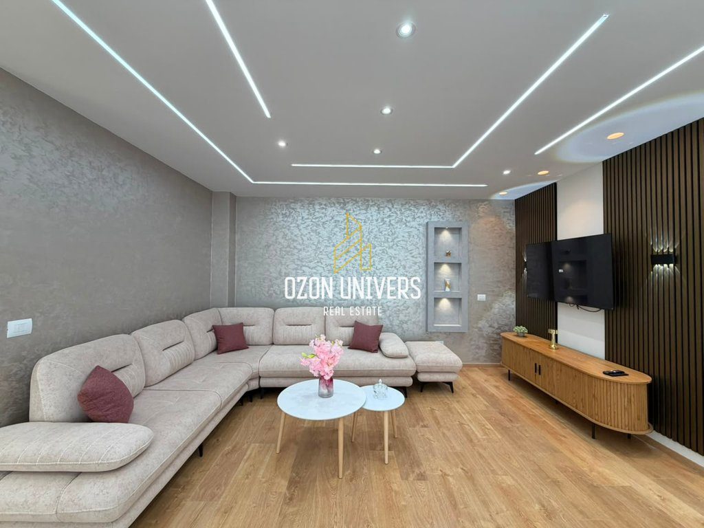 Apartament 2+1+Parking për qira tek Akses Tirana, ish Dogana!