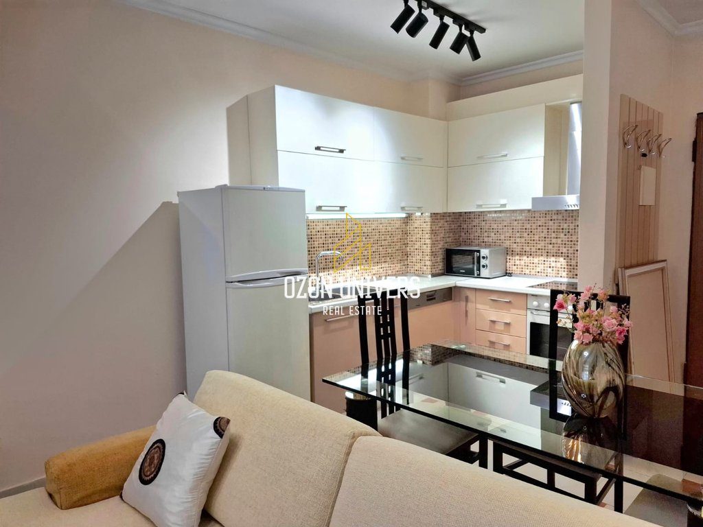 Apartament 1+1+Verandë për qira tek Kopshti Zoologjik! 3