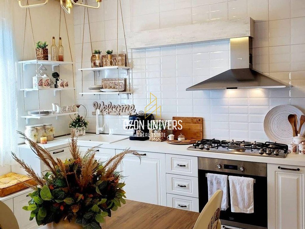 SHITET APARTAMENT 2+1+2 tek Siri Kodra 4
