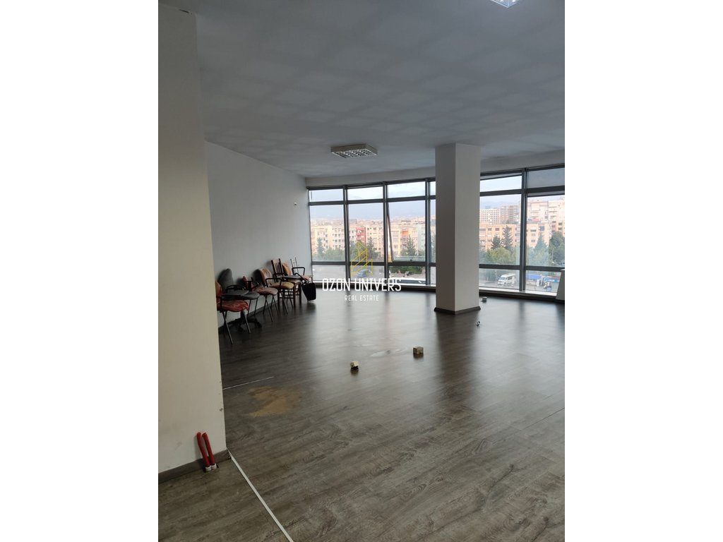 Ambient biznesi për qira përballe Casa Italia-s , Kthesa e Kamzës! 2