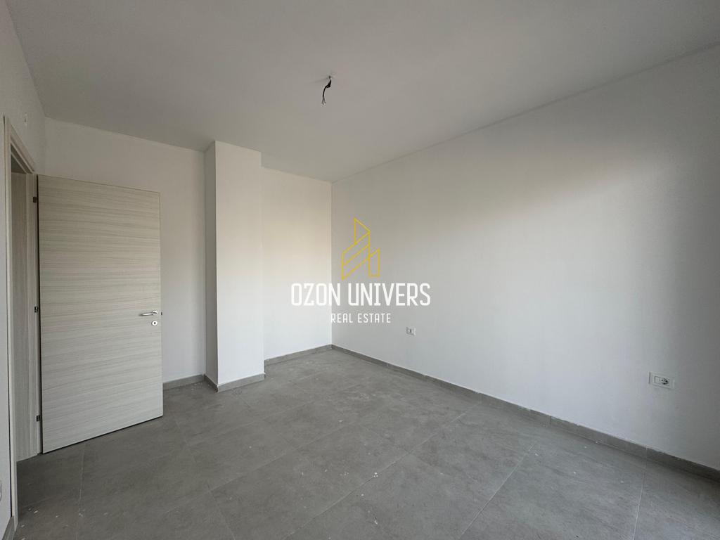 Studio-Apartament për shitje në Myslym Shyr!