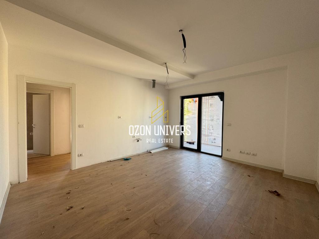 Apartament 2+1+2 në Shitje – Garden Building, Rruga e Kavajës!