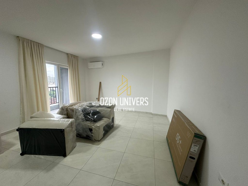 Apartament 2+1+2 për qira, tek Rruga Siri Kodra! 2