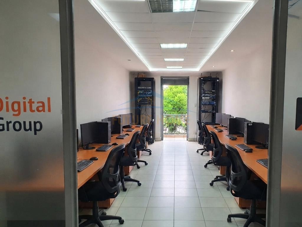 Shitet , Ambjent Biznesi , Condor Center , Tirane 2
