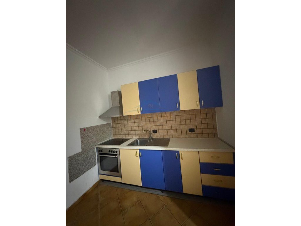 Qera , Apartament 1+1 , Stadiumi Dinamo , Tirane 2