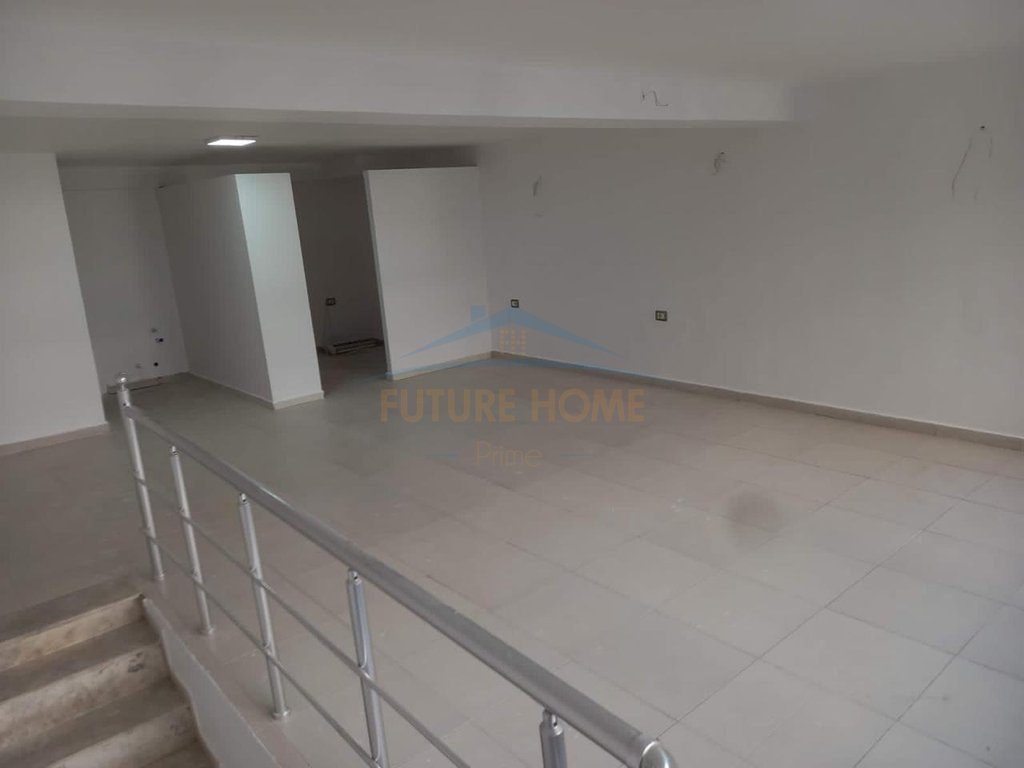Shitet , Njesi Biznesi Duplex , Yzberisht , Tirane 2