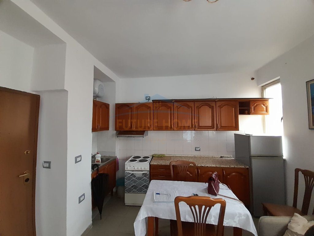 Qera , Apartament 2+1 , Rruga e Durresit , Tirane