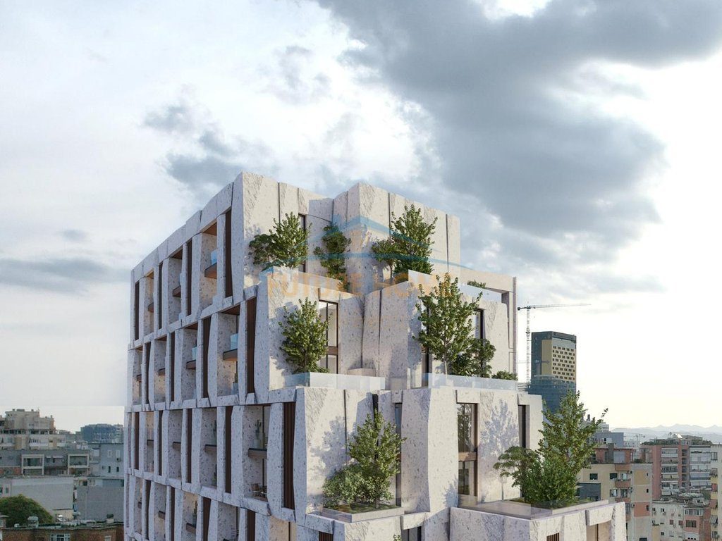 Shitet, Apartament 1+1, Rruga Bardhyl, Tirane. 3