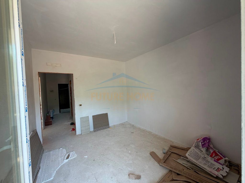 Shitet , Apartament 1+1 , Liqeni i thate , Tirane 3