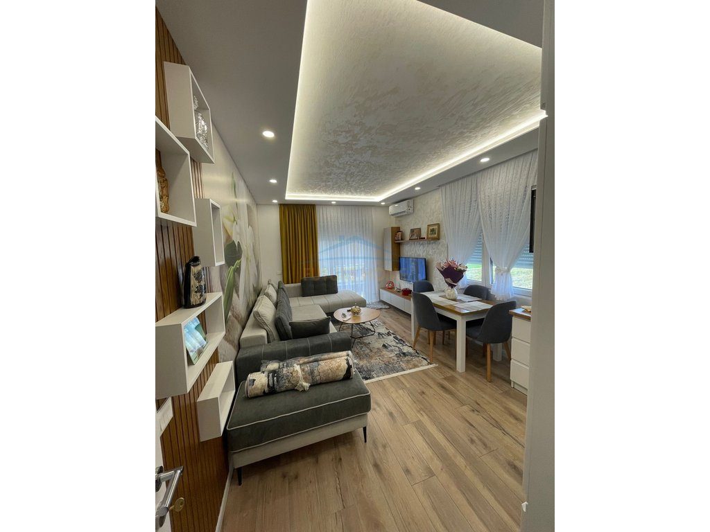 Shitet , Apartament 1+1 , Golem , Kavaje