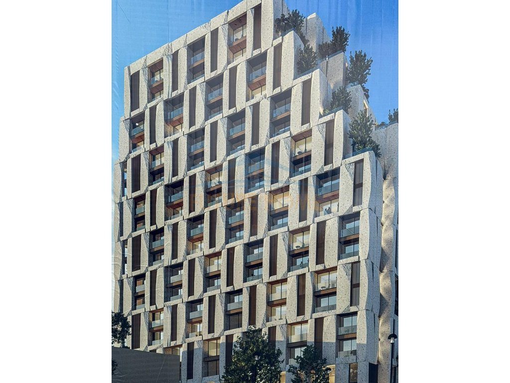 Shitet, Apartament 1+1, Rruga Bardhyl, Tirane. 2