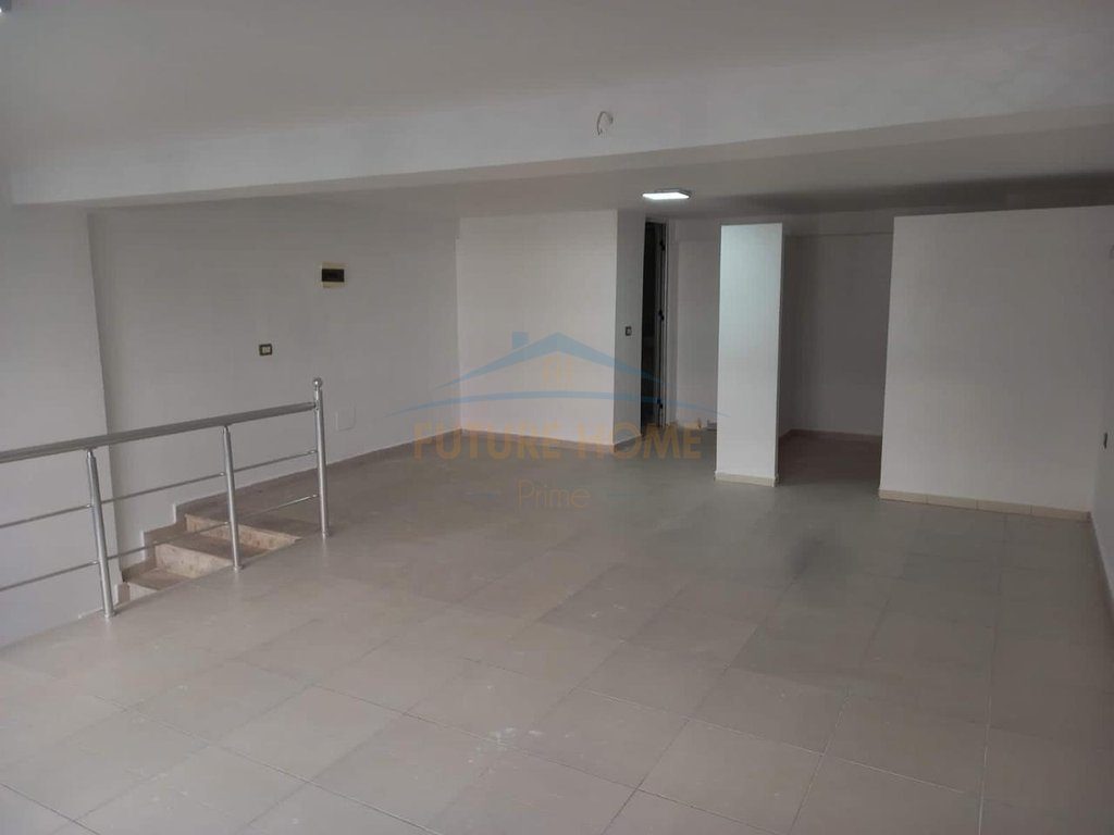 Shitet , Njesi Biznesi Duplex , Yzberisht , Tirane 3