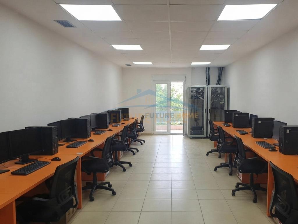 Shitet , Ambjent Biznesi , Condor Center , Tirane 3