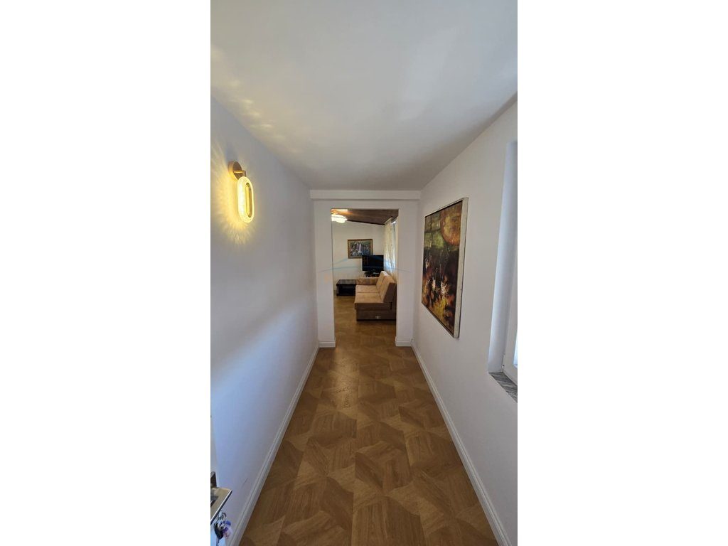 Shitet , Apartament 2+1 , Selite , Tirane 2