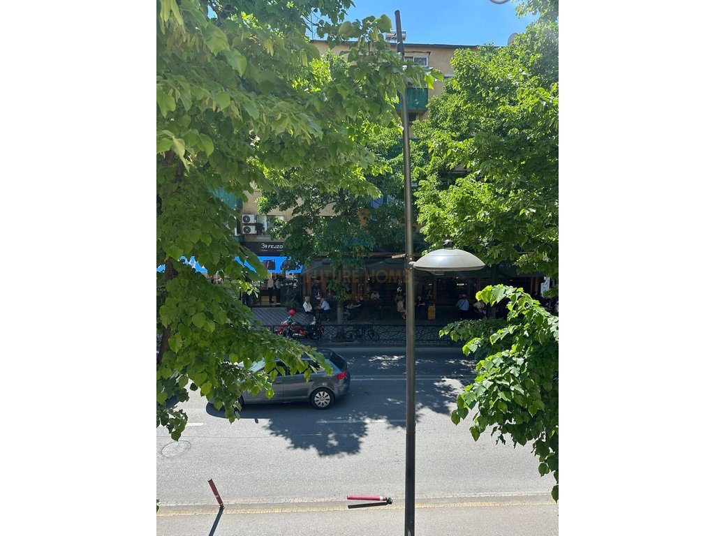 Qera, Ambient Biznesi, Rruga e Durresit, Tirane 2
