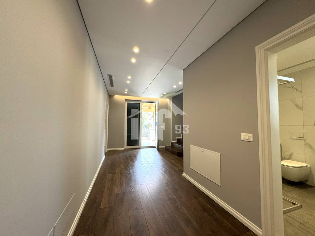 AKACIA HILLS, MJULL – BATHORE 3