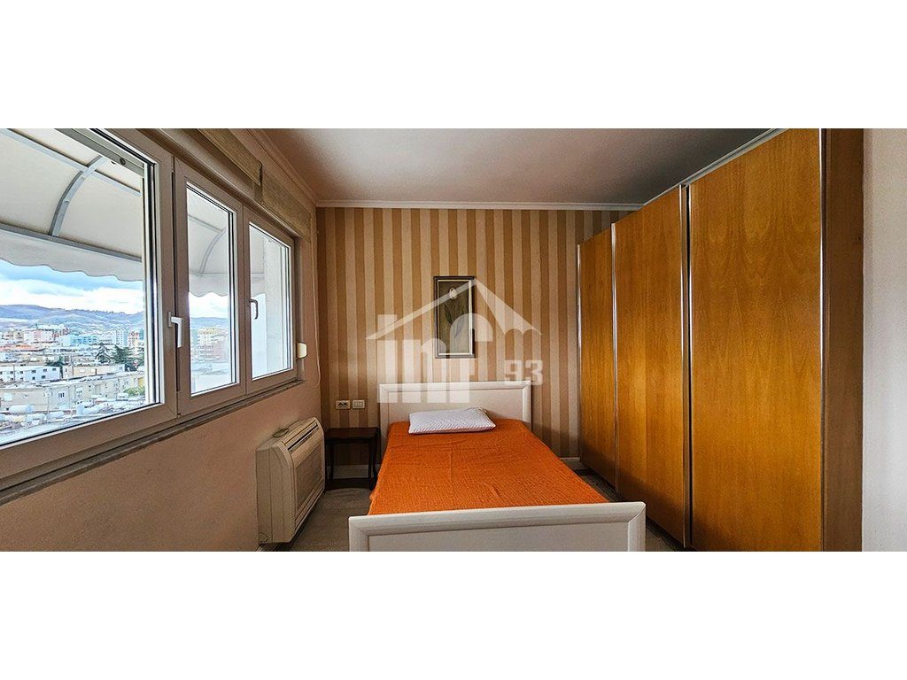 RRUGA “NAIM FRASHERI”, PRANE MOZAIKUT TE TIRANES