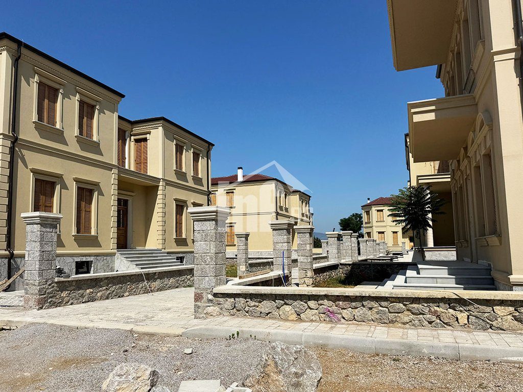 KOMPLEKSI TURISTIK “BELVEDERE KORÇA”, KORÇE 3