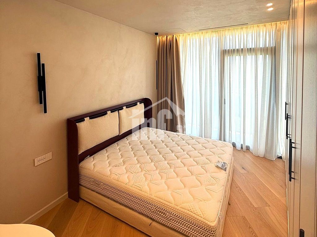 “LAKE VIEW” RESIDENCES, NE RRUGEN “KRISTO LUARASI” 4
