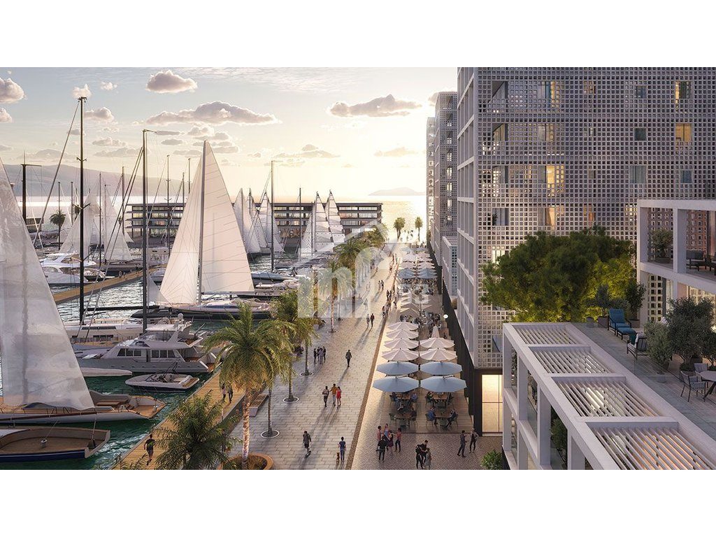 VLORA MARINA 4