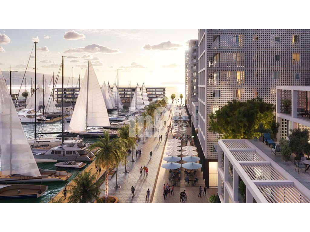 VLORA MARINA 4
