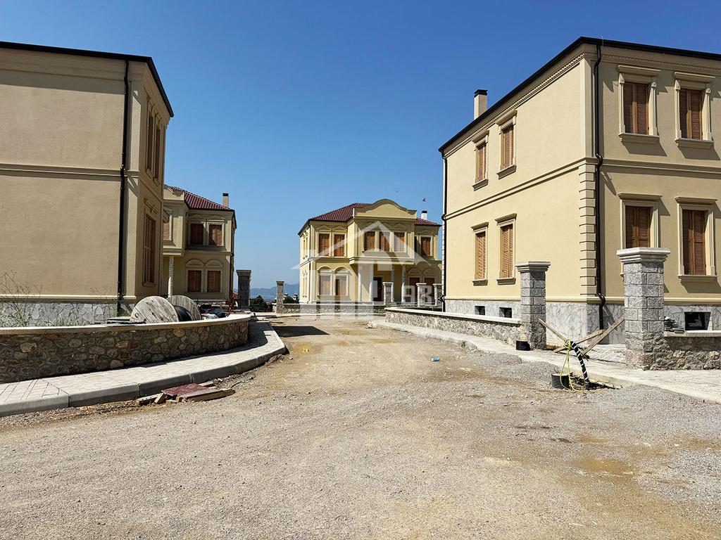 KOMPLEKSI TURISTIK “BELVEDERE KORÇA”, KORÇE 4