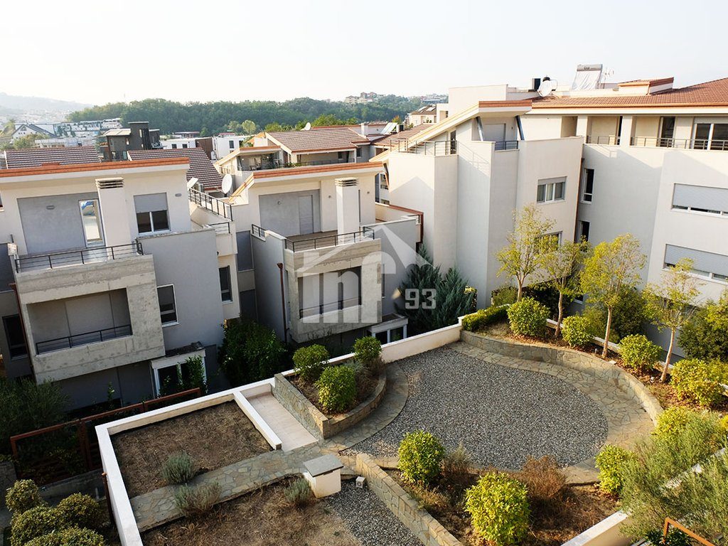 “SUNRISE RESIDENCE” VETEM 200 M NGA TEG