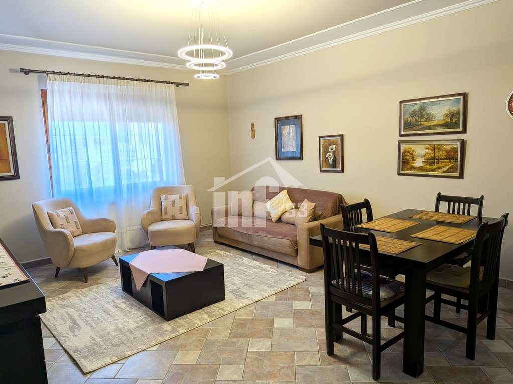 PRANE SHKOLLES SË BALETIT 2