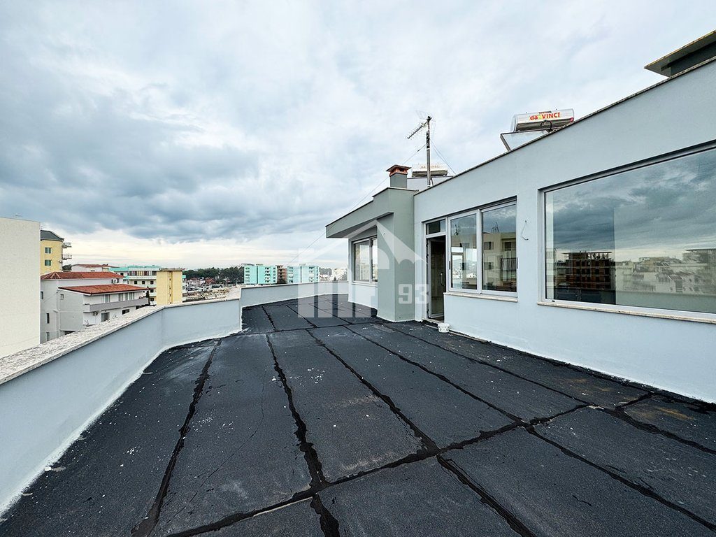 Apartment for sale in Tiranë